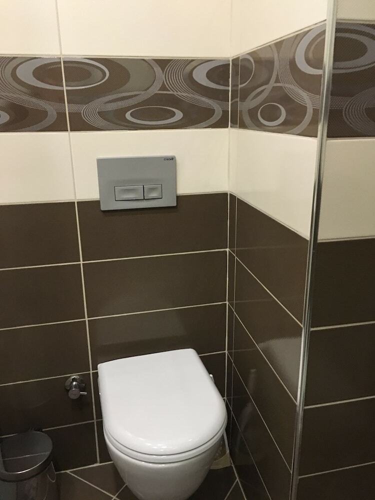 Celik Apartments