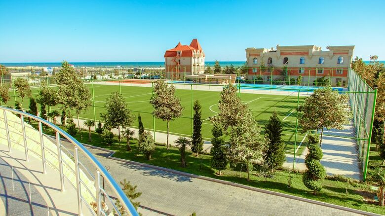 Green City Hotel