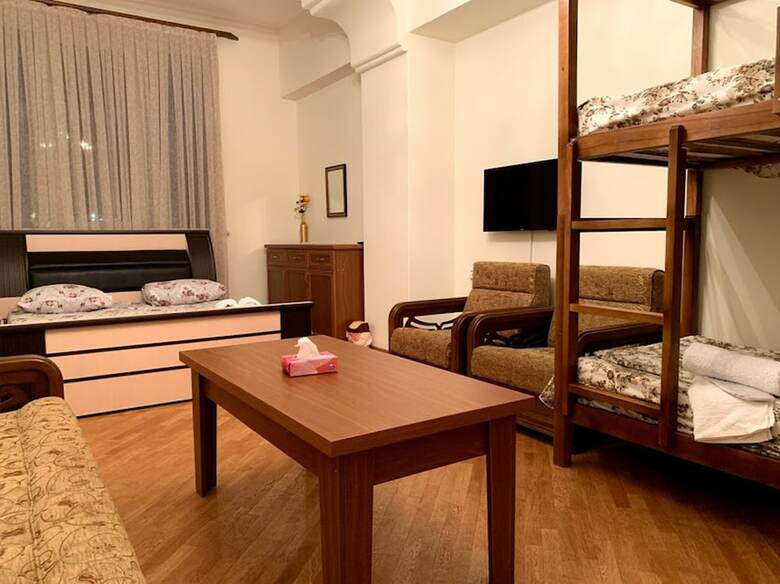 Hostal Friendship Hostel & Tours 2