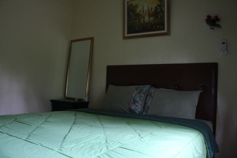 Villa Kota Bunga Anyelir
