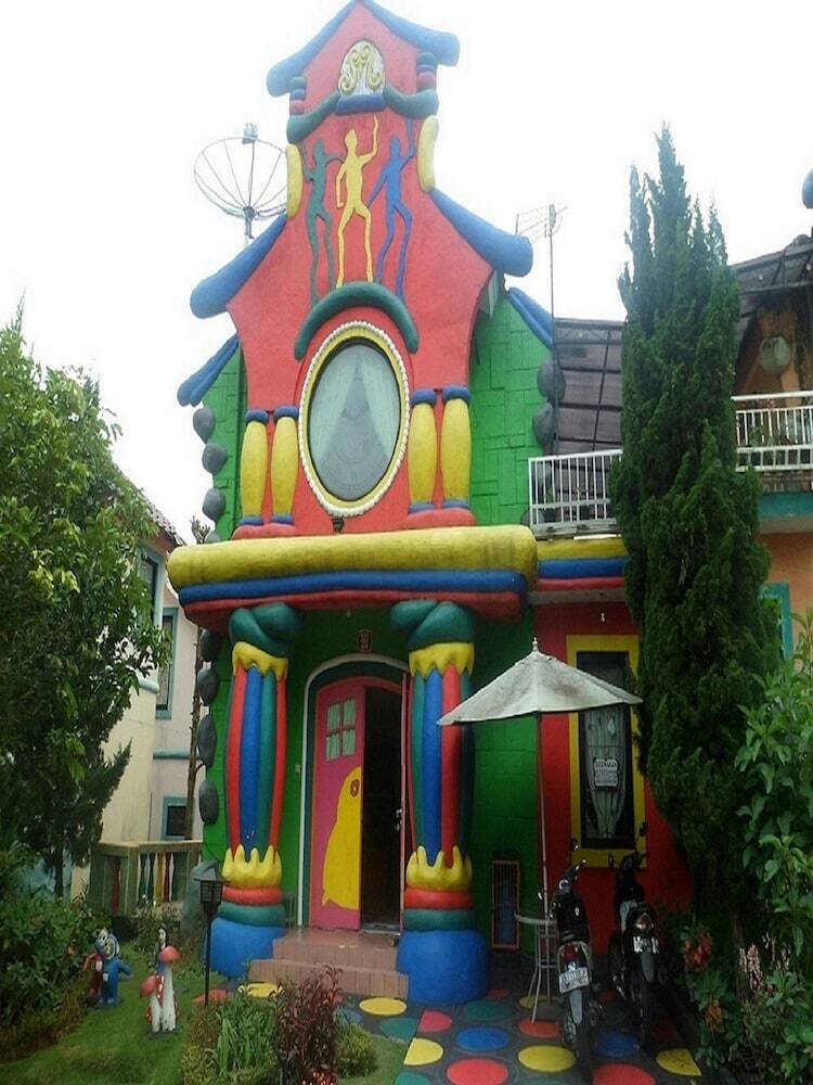 Villa Kota Bunga Vinca