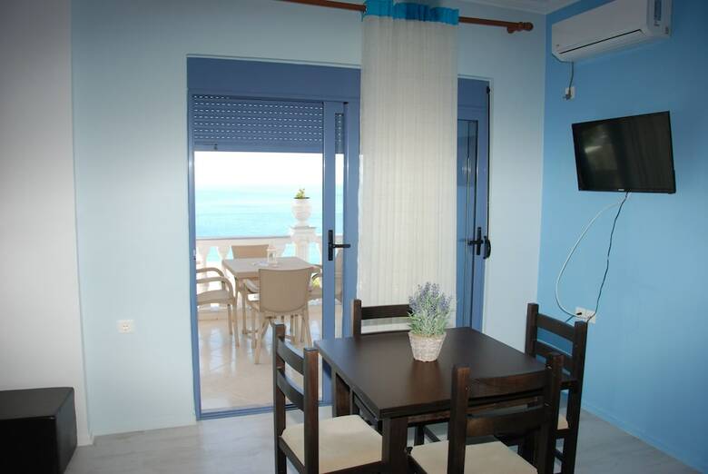 Hotel Keos