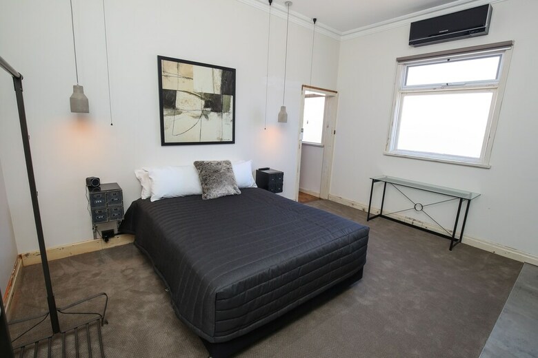 Indulge Apartments -the Urban Collection