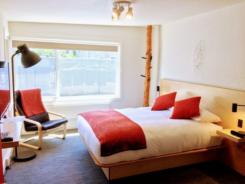 Heliotrope Hotel