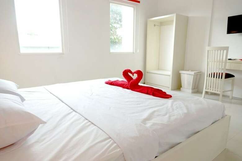Hotel Reddoorz @ Raya Canggu 2