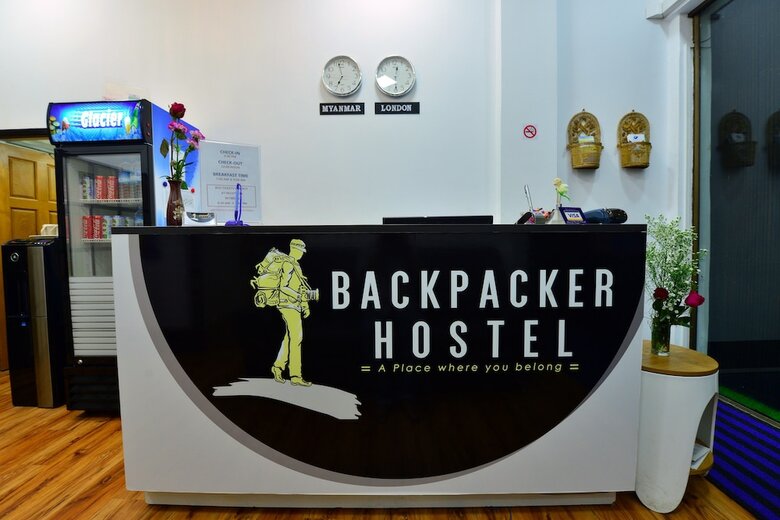 Hostal Backpacker Hostel - Adults Only