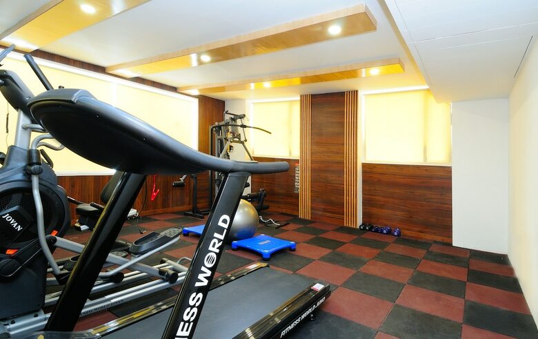 Hotel The Gold Regency