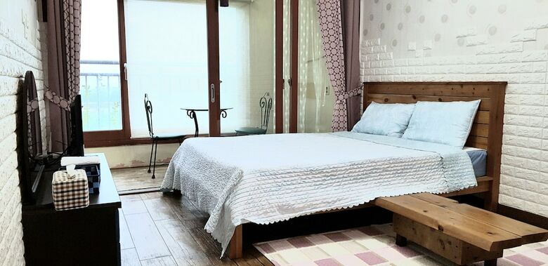 Hostal Jun House - Hostel