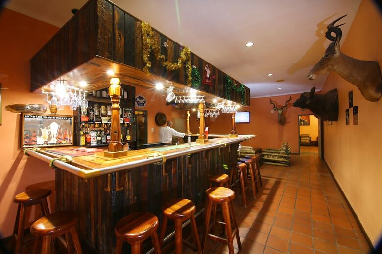Kalahari Arms Hotel