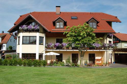 Apartamento G�stehaus Am Sonnenhang