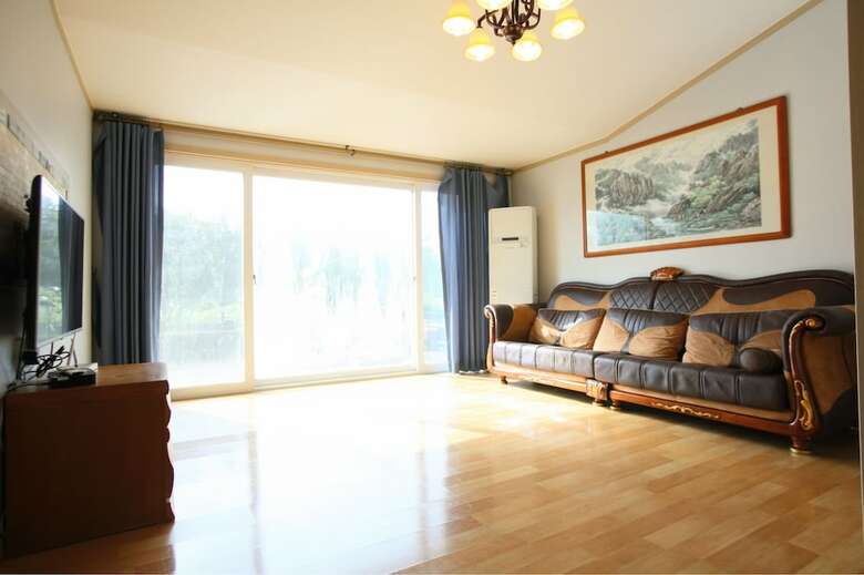 Pension Blaze Resort Jeju