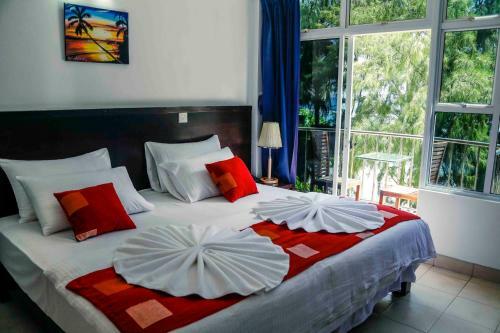 Hotel Sunny Suites Inn