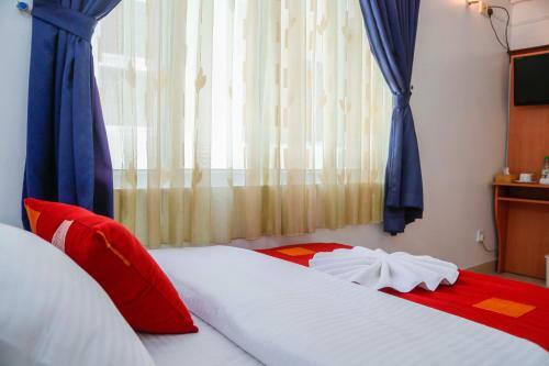 Hotel Sunny Suites Inn