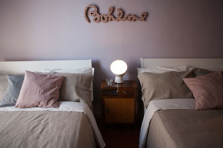 Al 28 B&B