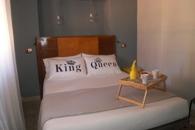 Al 28 B&B