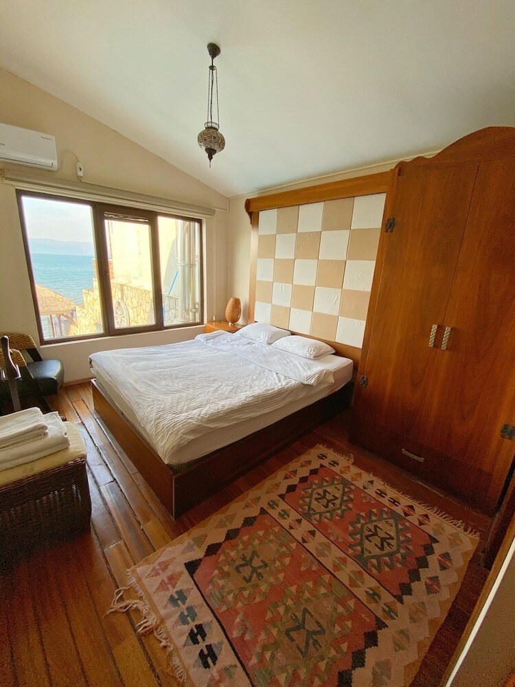 Villa Atroa