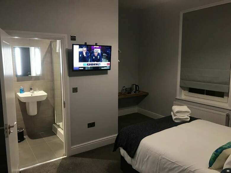 Hotel Springfield Guest House & Motel