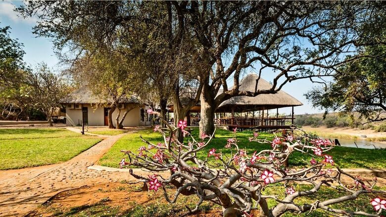 Posada Nyati Safari Lodge - All Inclusive