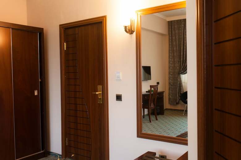 Ruma Port Hotel