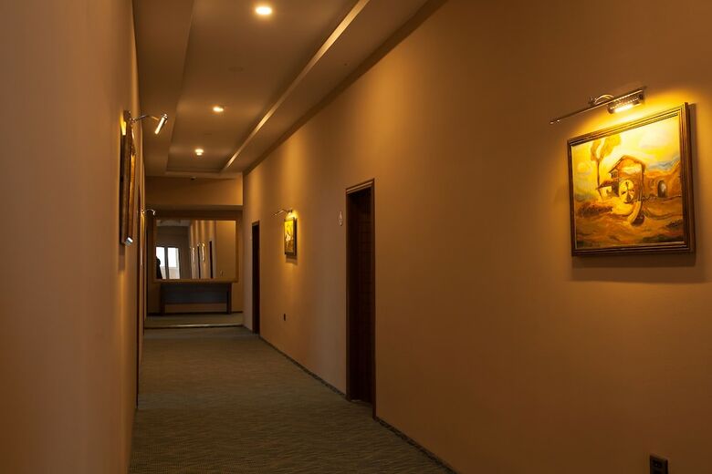 Ruma Port Hotel