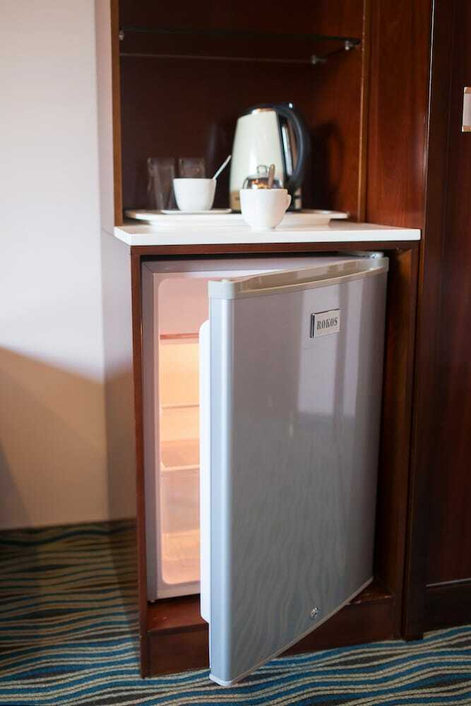 Ruma Port Hotel