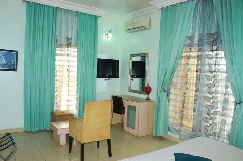 1804 Boutique Hotel