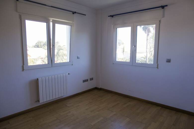 071 Villa Alqueries