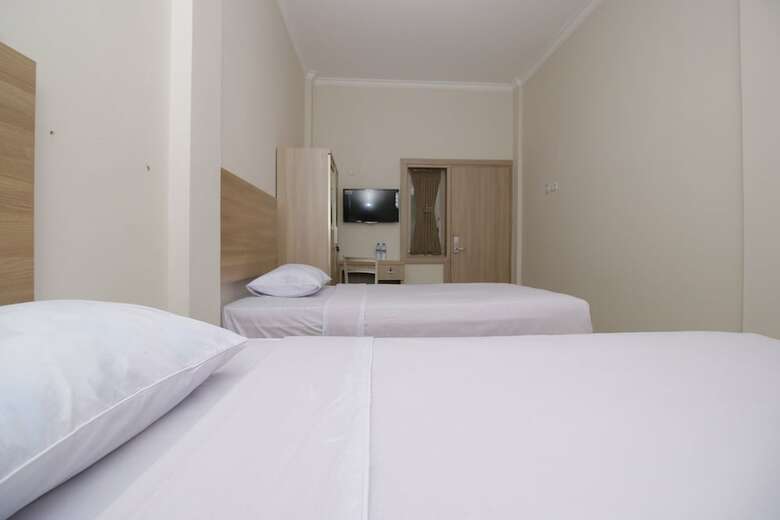 Hotel 168 Inn