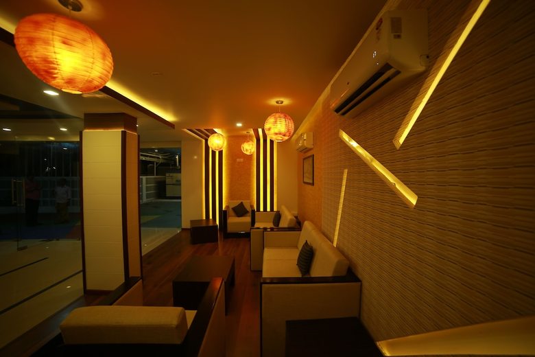 Hotel Nakshatra Emerald Inn