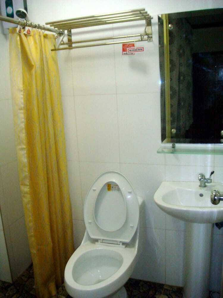 Hotel Hem Apartelle