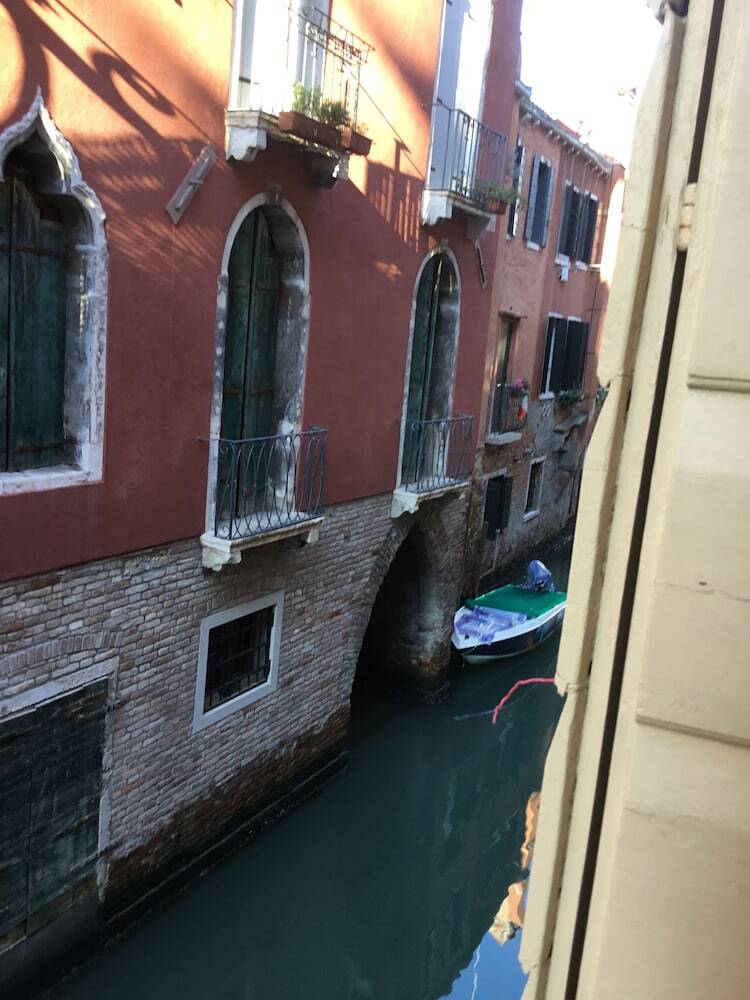 Hotel Venice Sun Apartment And Rooms