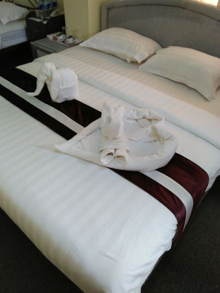 121 Hotel Yangon