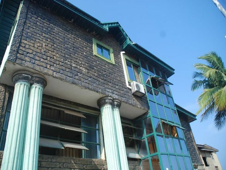 Hotel Oyins Holiday Inn Annex