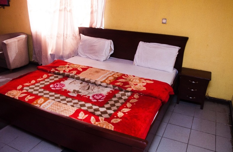 Alfoscar Hotel & Suites