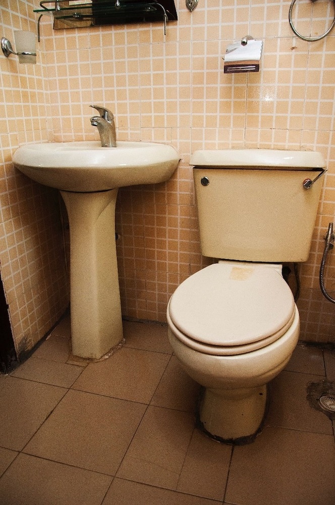 Abanet Hotel & Suites