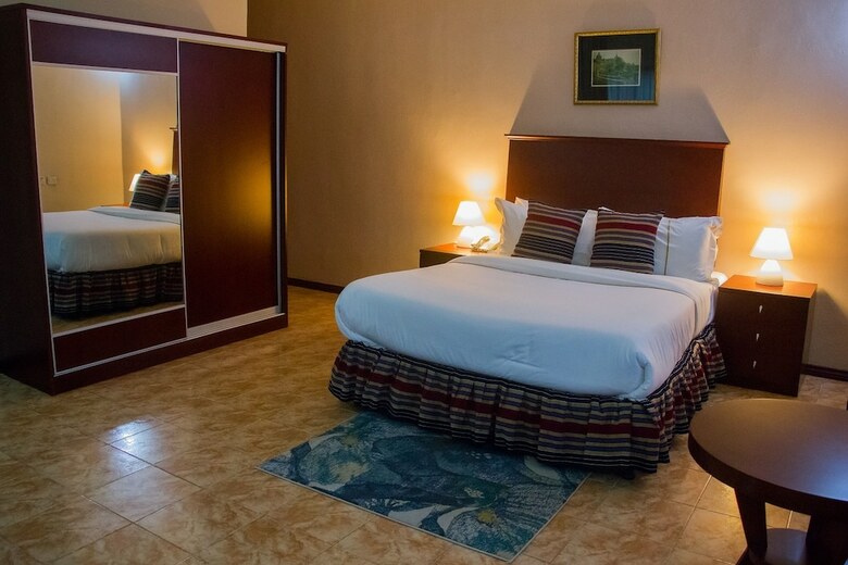 The Palmview Manor Hotel