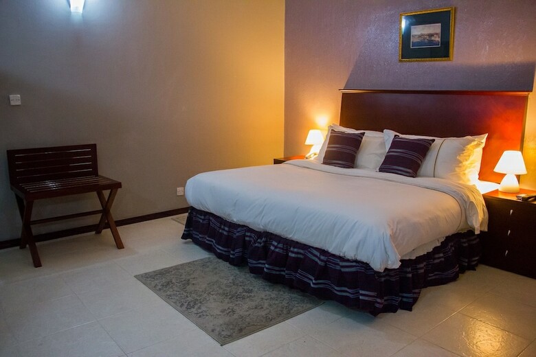 The Palmview Manor Hotel