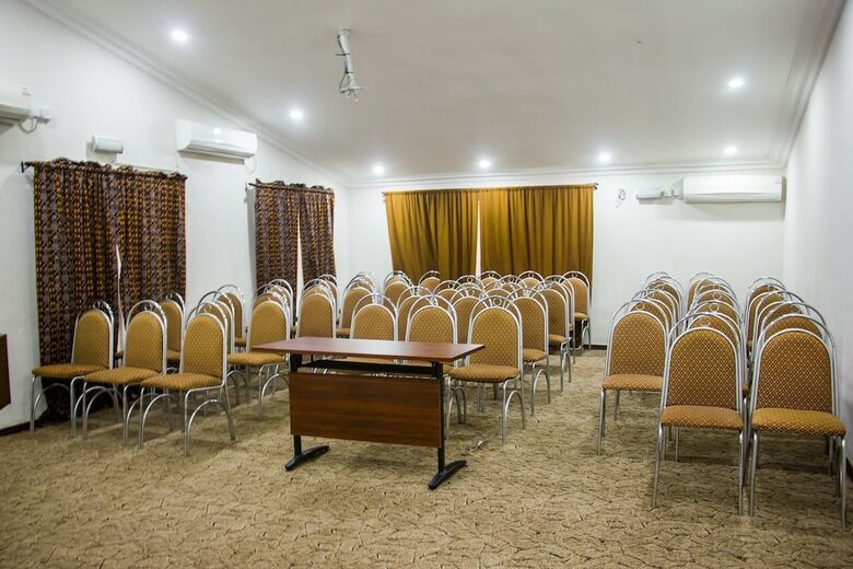 The Palmview Manor Hotel