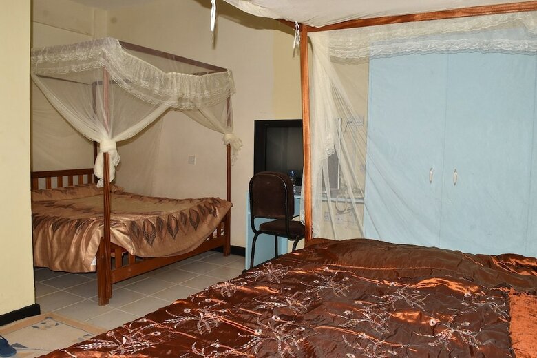 Ibis Hotel 2000 Karatina