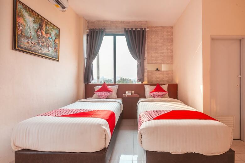Oyo 1737 Hotel Celvasha