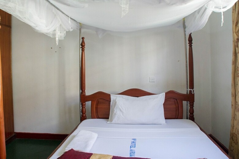 Hilltop Annex Hotel
