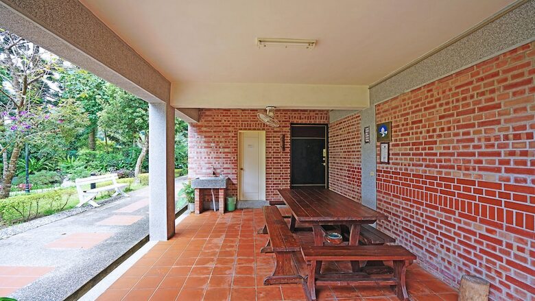 Bed & Breakfast Red Brick Villas