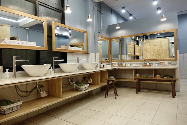 Hostal Caoji Book Inn Hostel