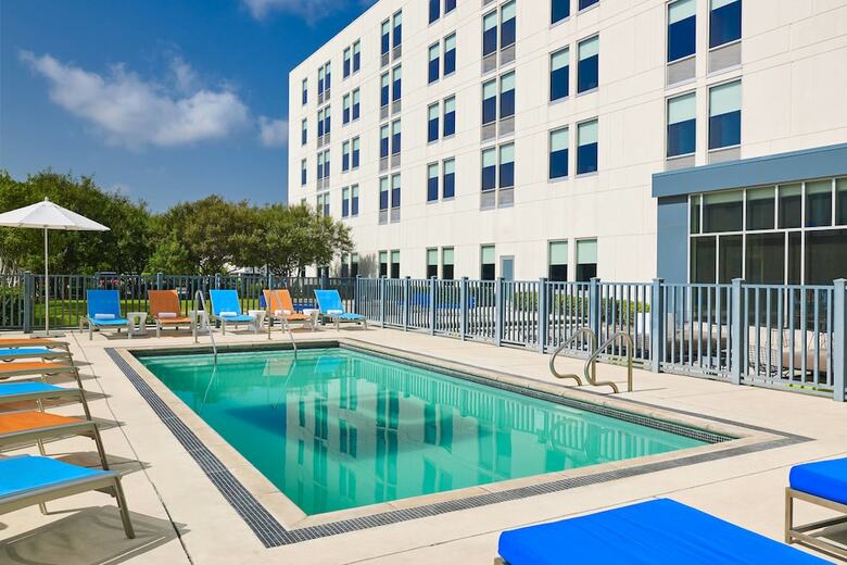 Hotel Aloft Plano