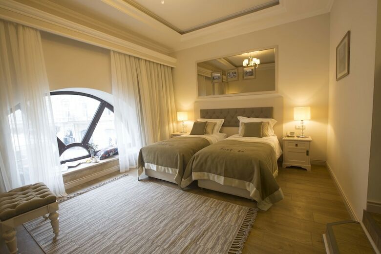 Boutique 19 Hotel