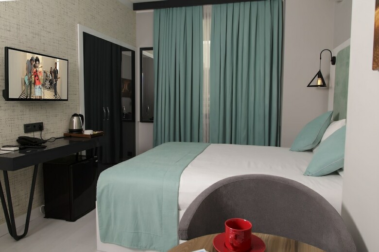 Des Suites Hotel
