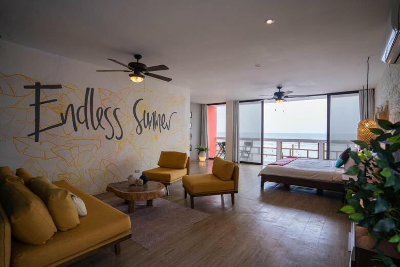 Hostal Socialtel Monta�ita