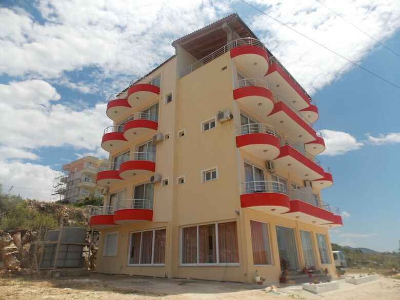 Apartamentos Hotel Damian