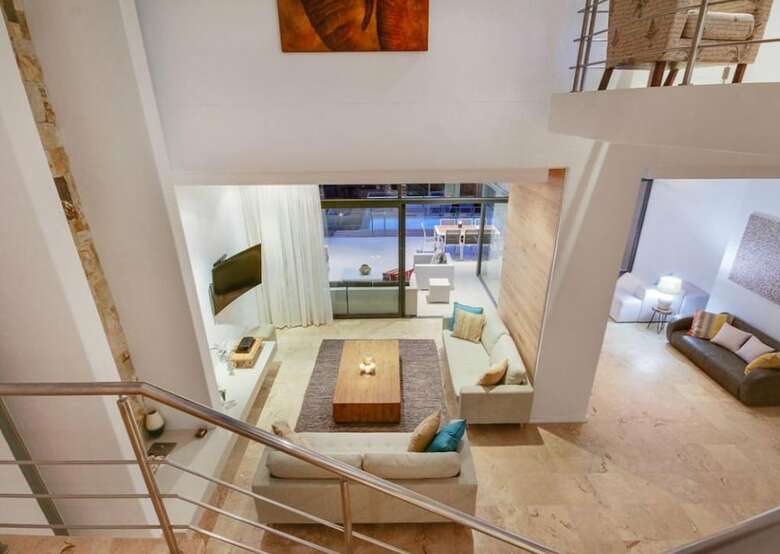 Harrier Place - Four Bedroom Villa, Sleeps 8