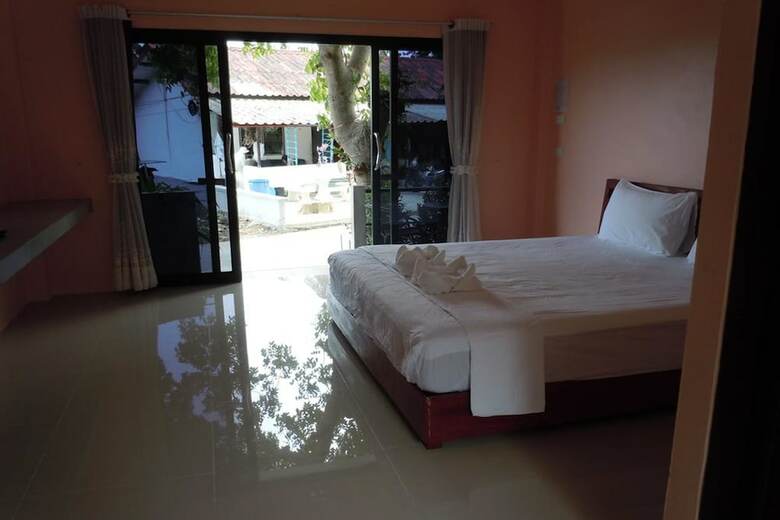 Hotel Long House